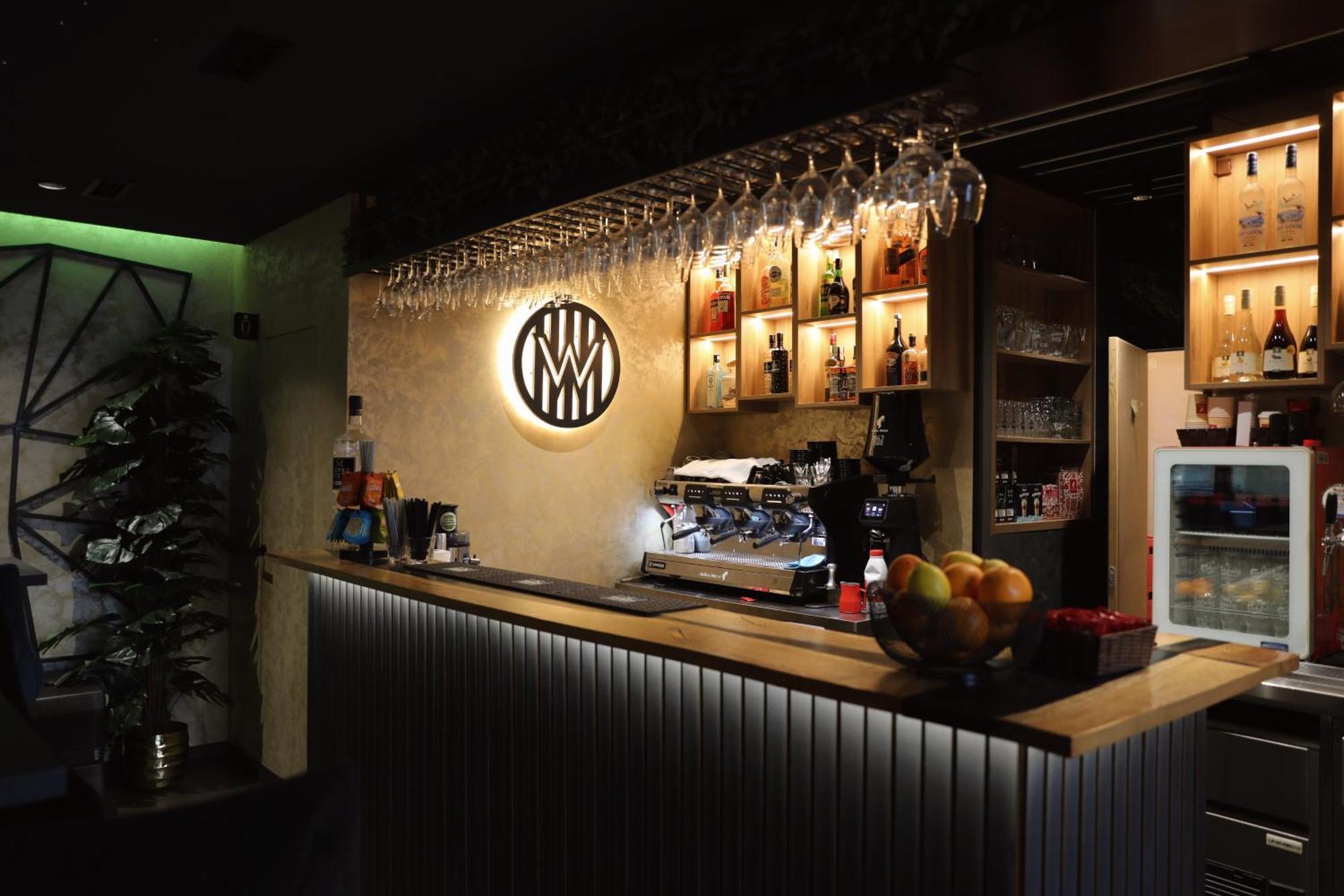 Sax-Win Hotel Pozega Bagian luar foto
