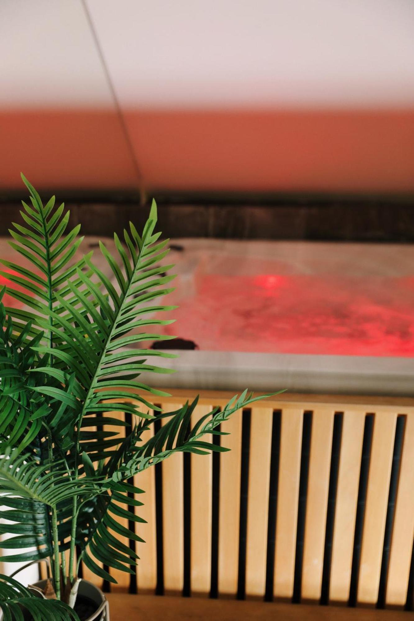 Sax-Win Hotel Pozega Ruang foto